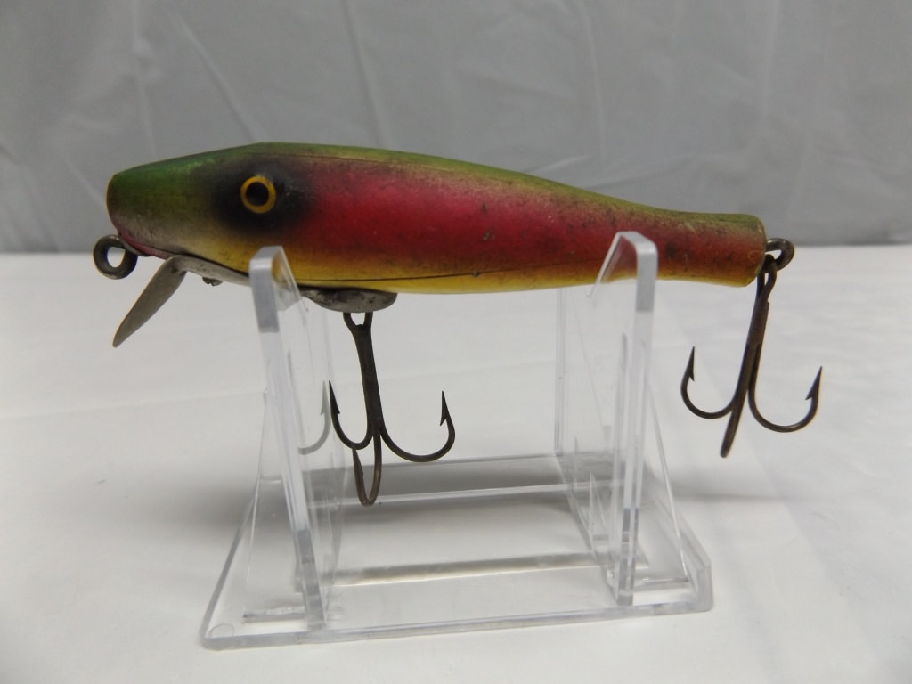 Sold at Auction: VINTAGE FISHING LURES